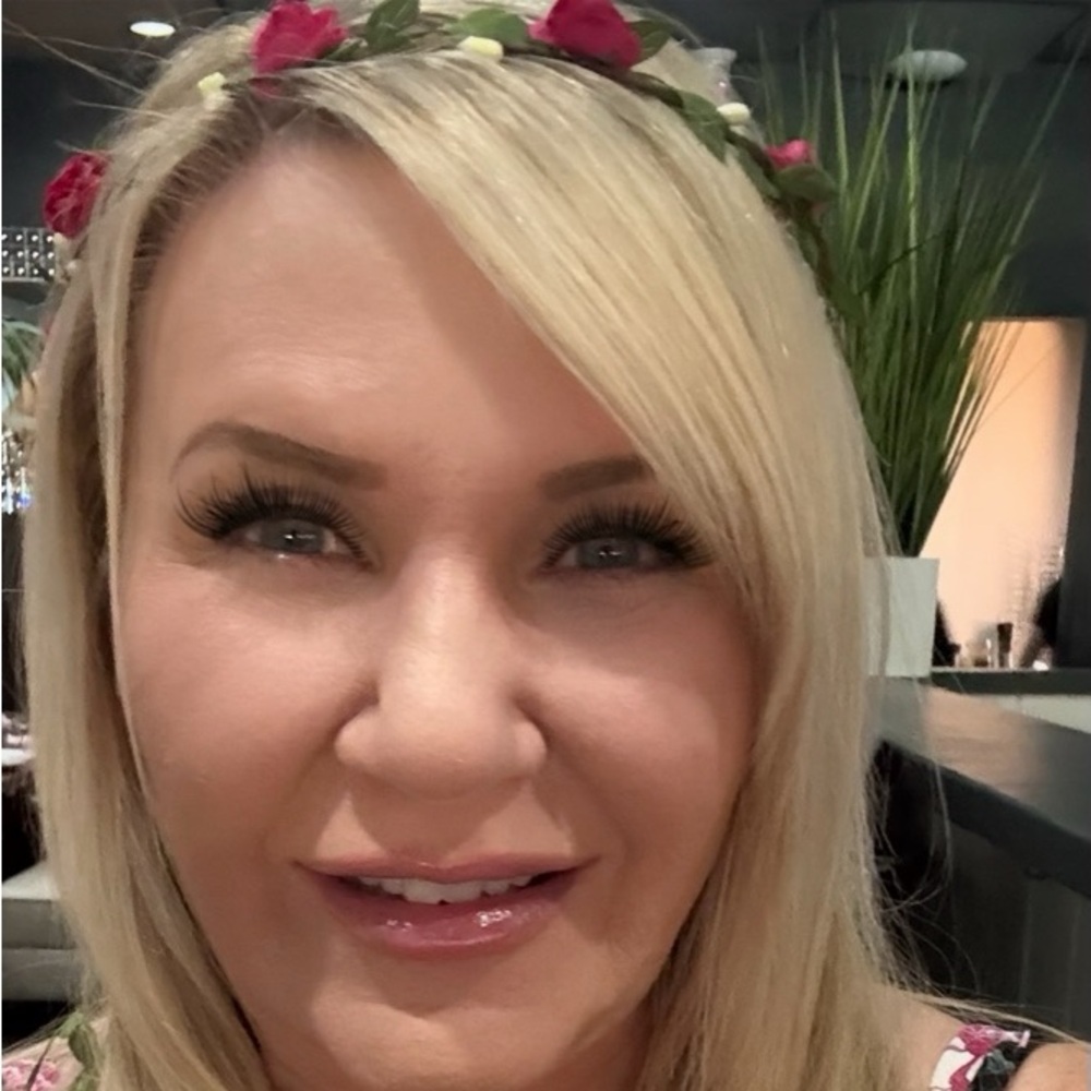 Meet your Posher, Teneel